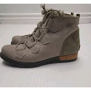 Sorel Women's Major US7.5 Lace Up Pebble Gray Canvas Leather Trim Outdoor Boots